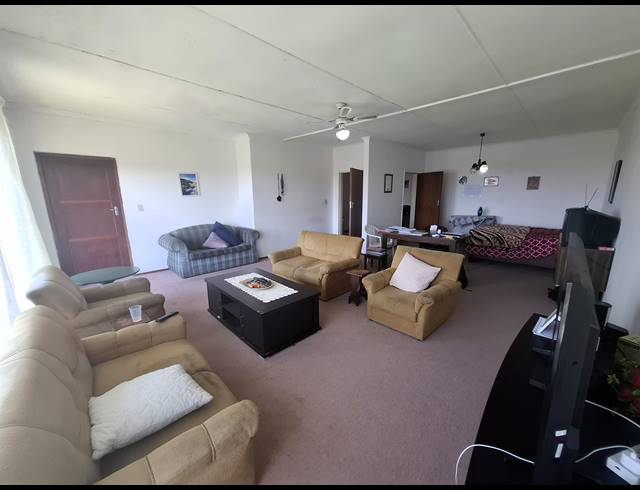 2 BEDROOM APARTMENT FOR SALE IN MANABA BEACH